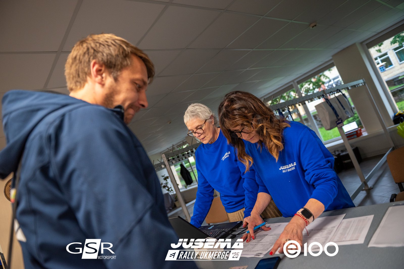 A busy Thursday at the Jusema Rally Ukmergė 2025 – administrative and technical formalities and wet special stages
